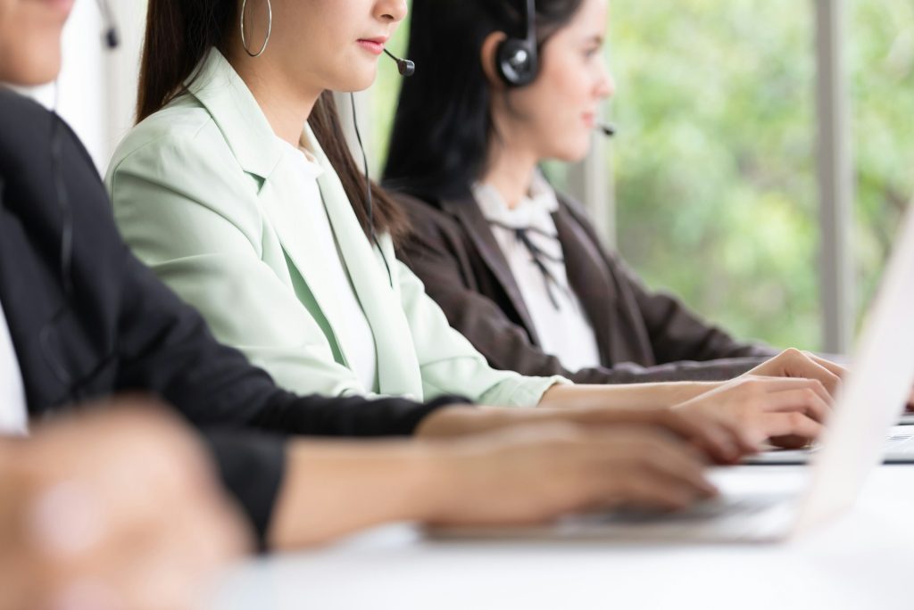 Top 15 High-Paying Customer Service Jobs You’ll Love