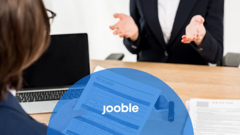 How Jooble improves job seekers' CVs